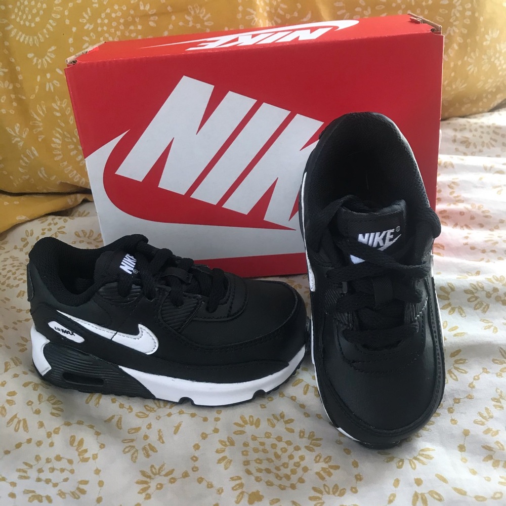 NWT Baby Nike air max